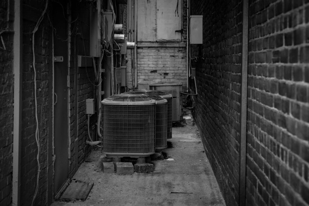 How Humidity Affects Your HVAC System: Signs, Benefits, and Problems